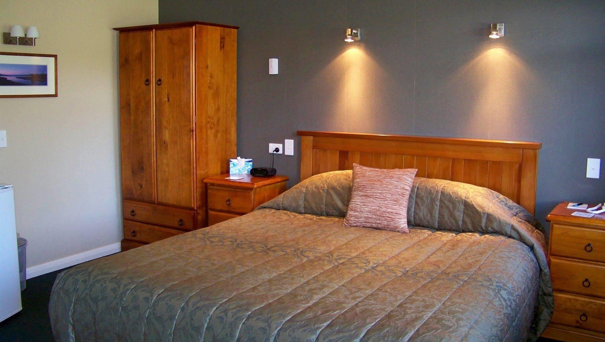 Lake Roxburgh Lodge Dış mekan fotoğraf